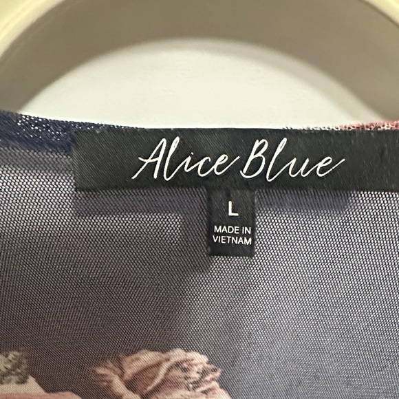 Alice Blue Sheer Floral Top - Picture 2 of 3